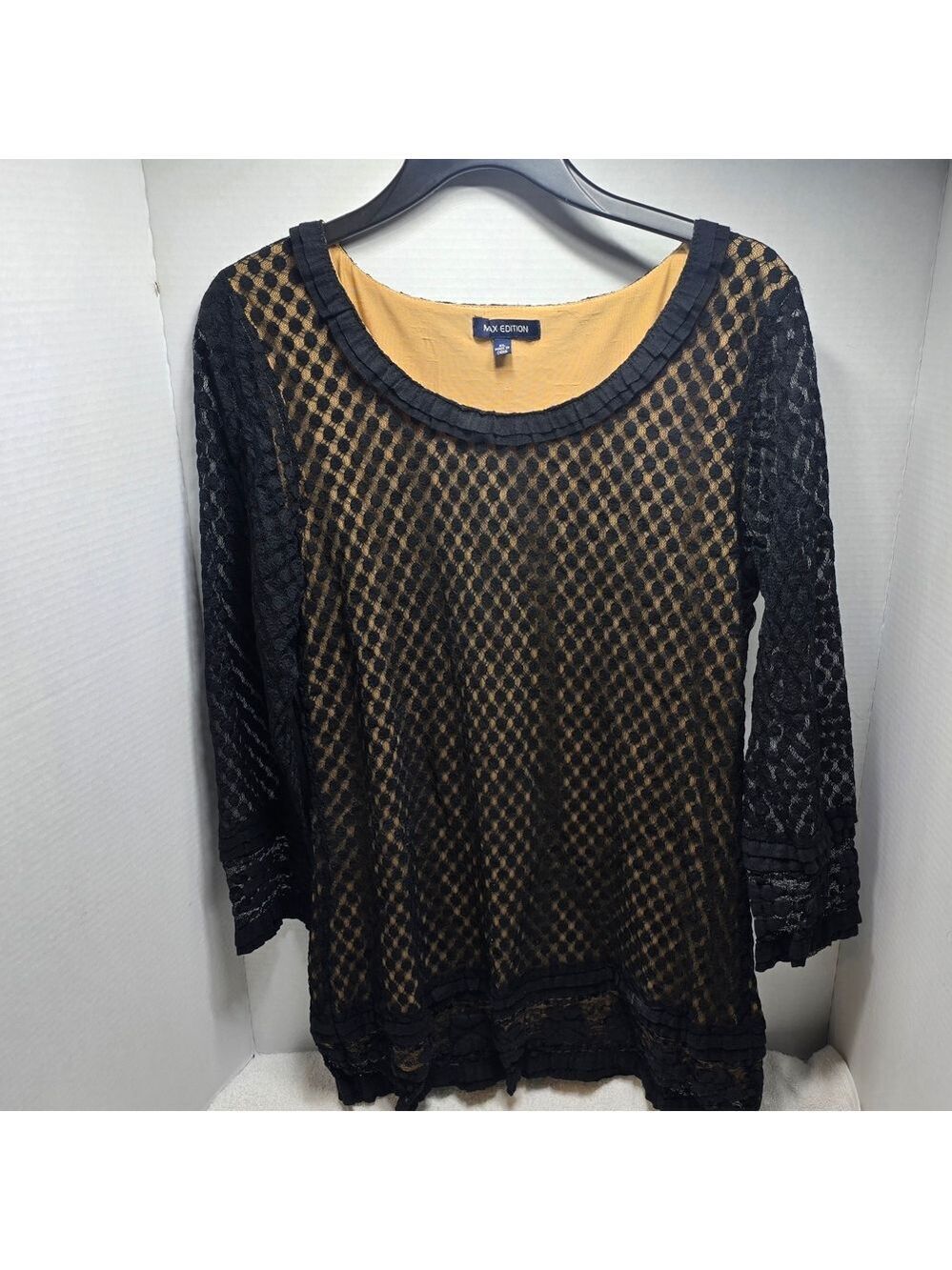 Max Edition Black and Tan Lace Blouse